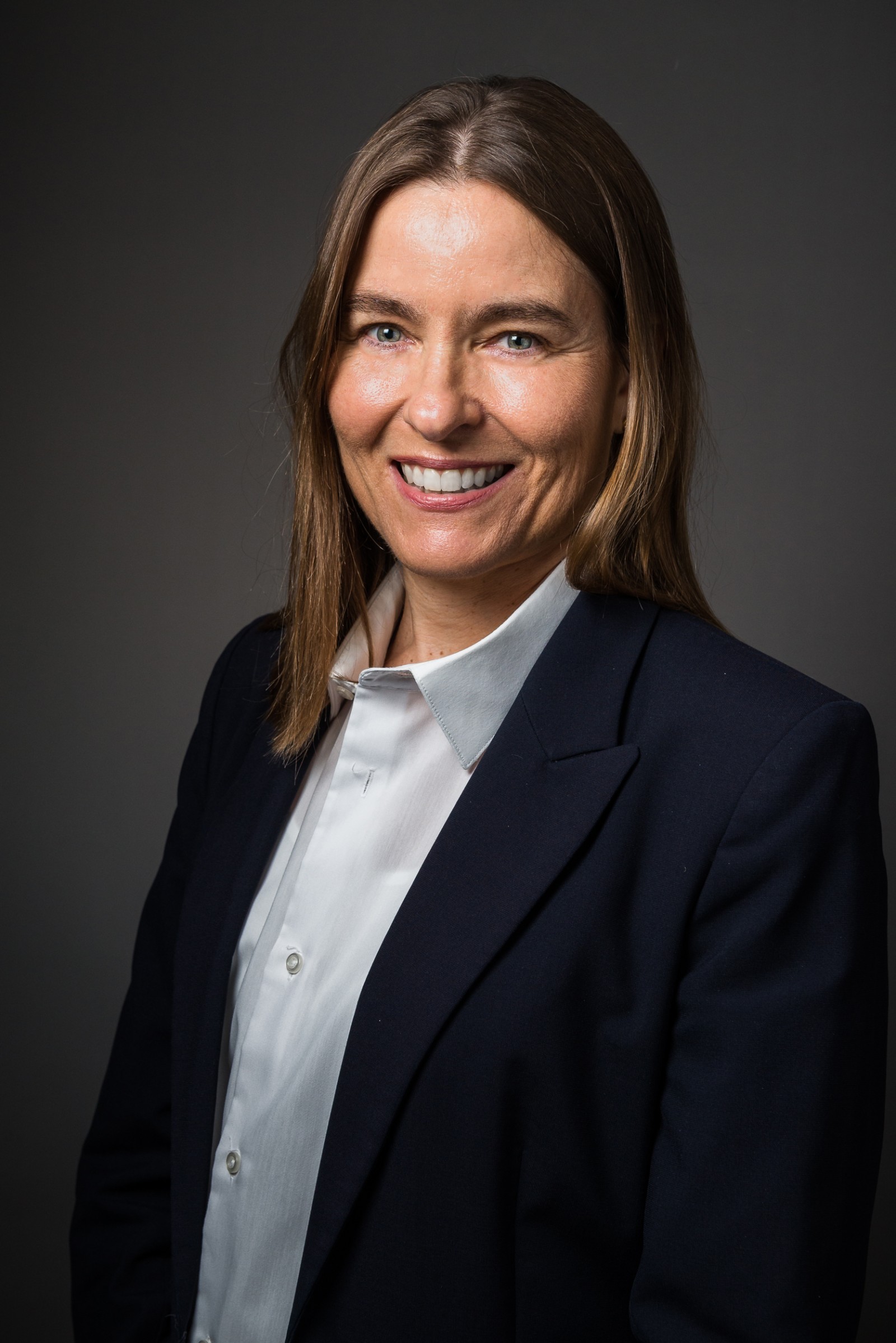 NELLY VAN ZOEST